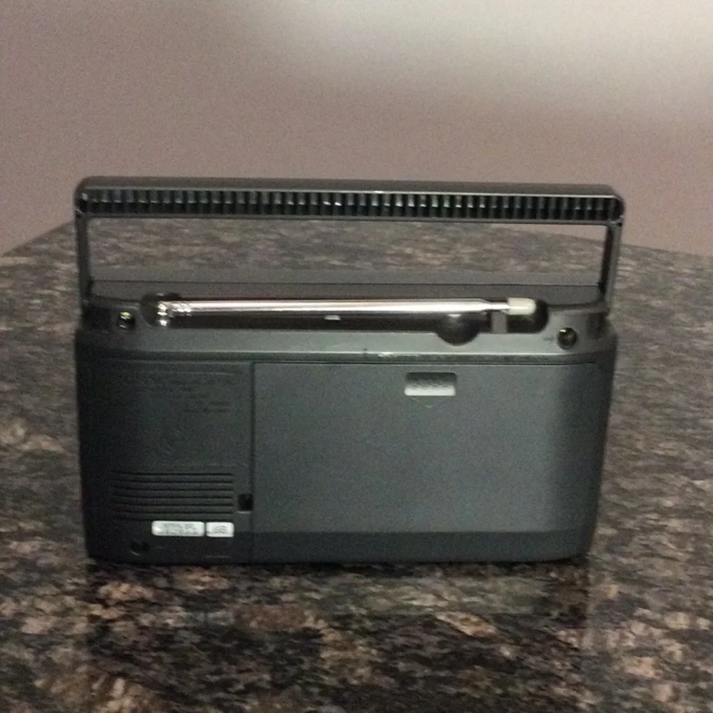 SONY FM/AM 2BAND RADIO ICF-24 - Picture 3 of 7